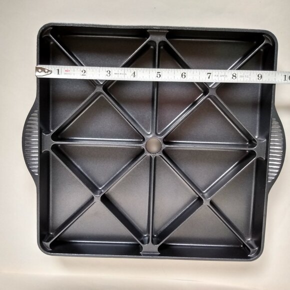 Nordic Ware Mini Scone Cornbread Pan Nonstick Cast Aluminum 9.5" Square USA NWOT - Picture 5 of 7